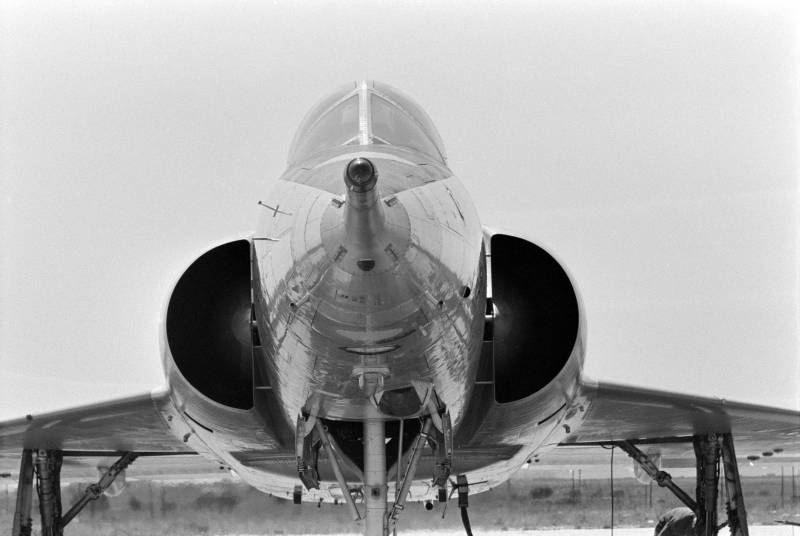 P10 Mirage Iv F 72 260 L86
