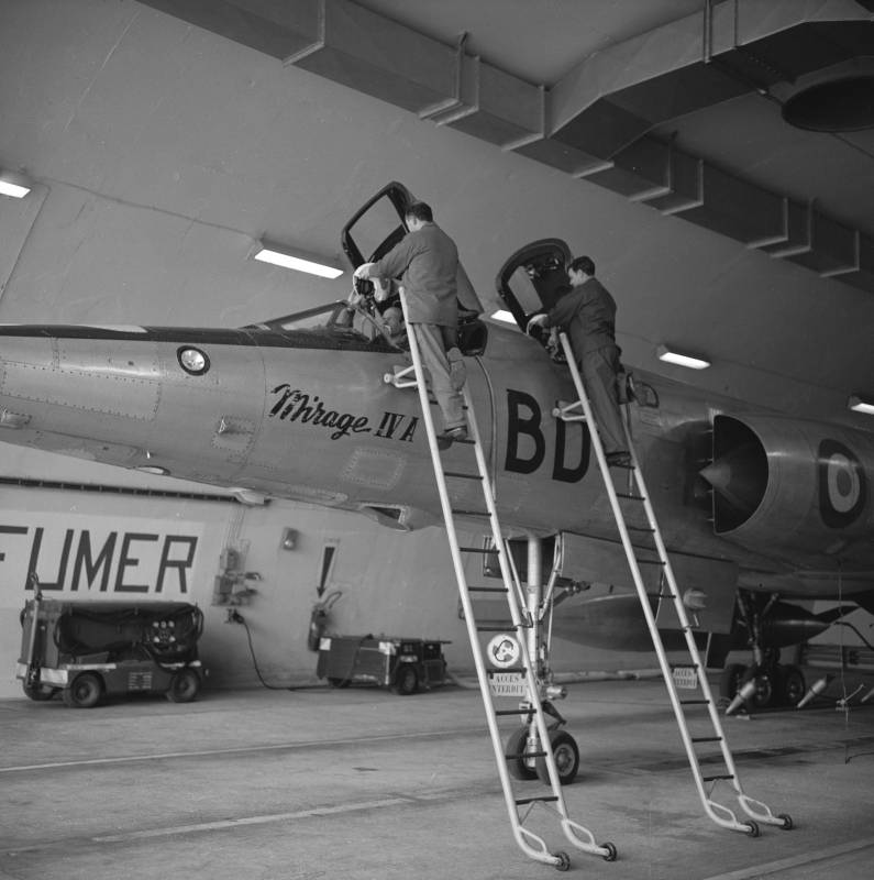 P12 Mirage Iv F 72 524 R38