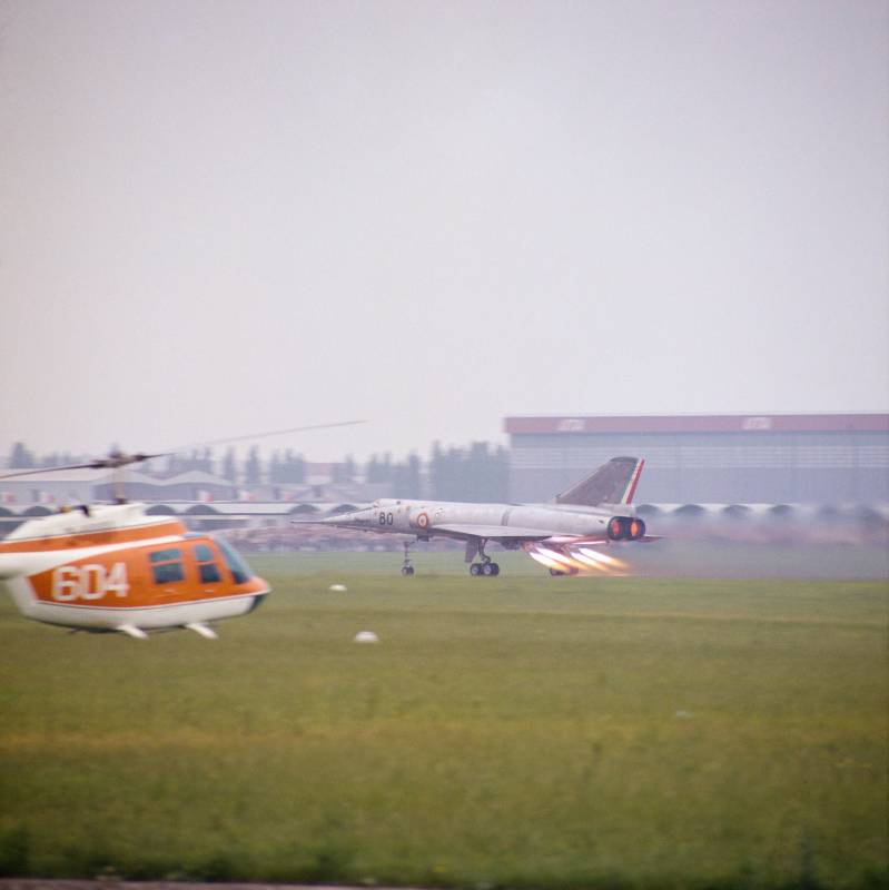P18 Mirage Iv F 71 303 Rc211