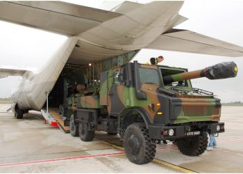 Aérotransport d’un canon de présérie